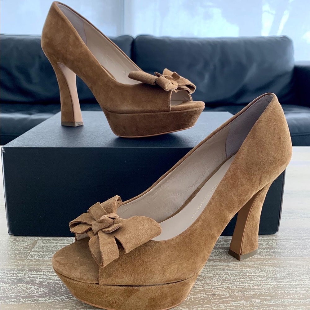 Brown Suede Franco Sarto Heels. Peep Toe!